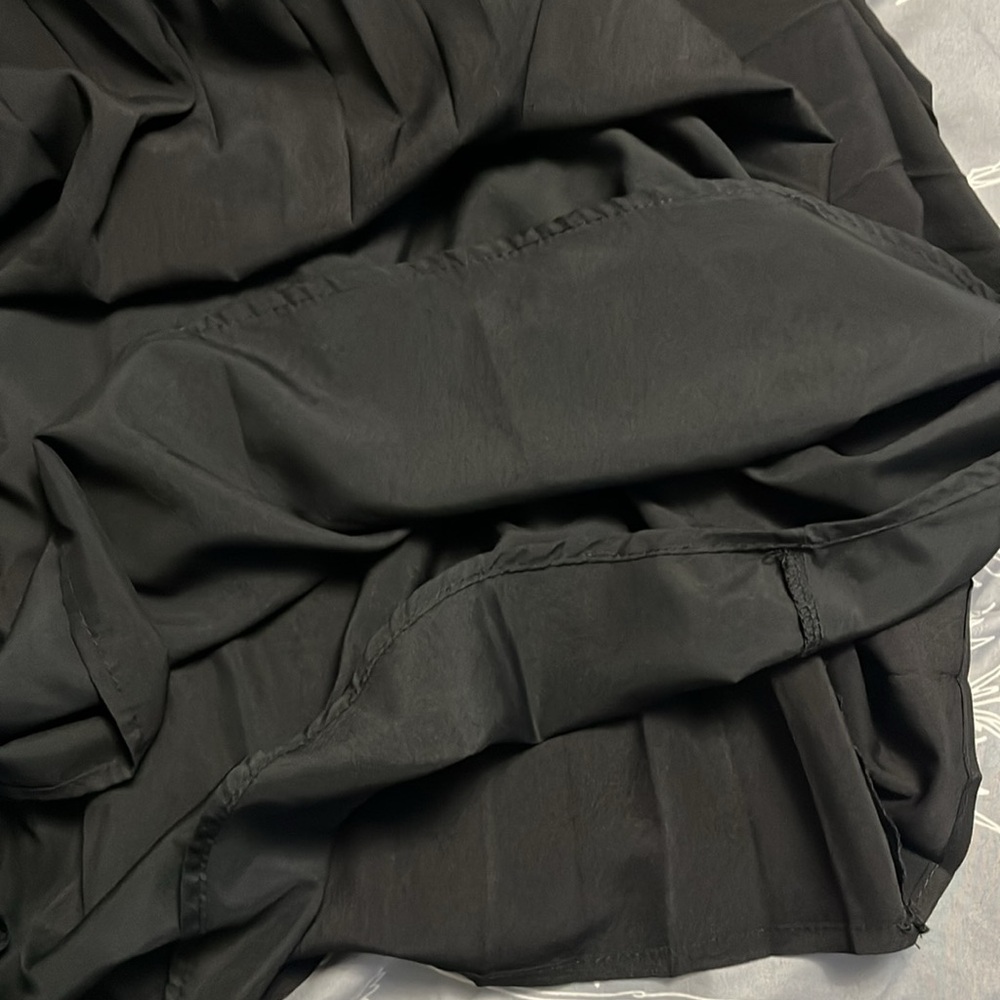 🌷2X black pleated skirt🌷 - Picture 5 of 5